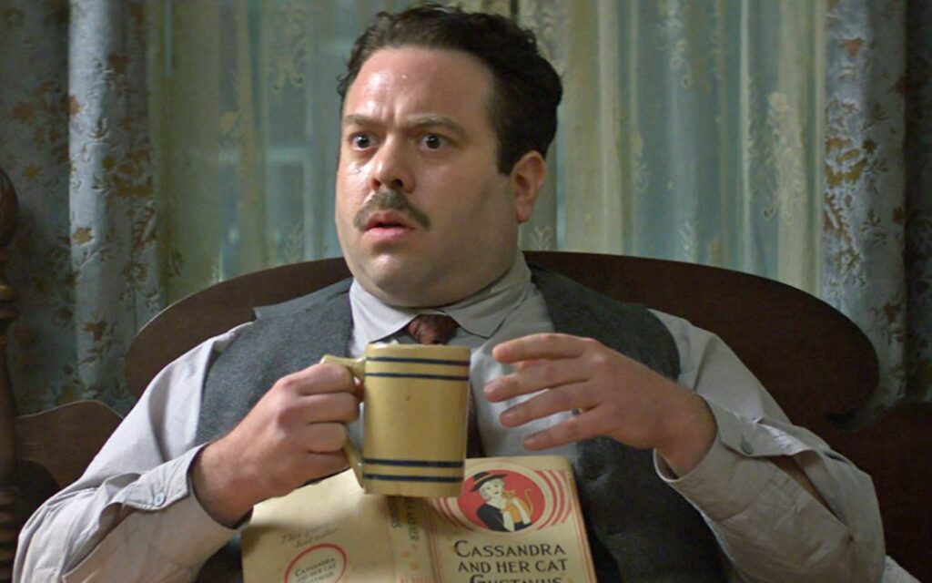 Dan Fogler
