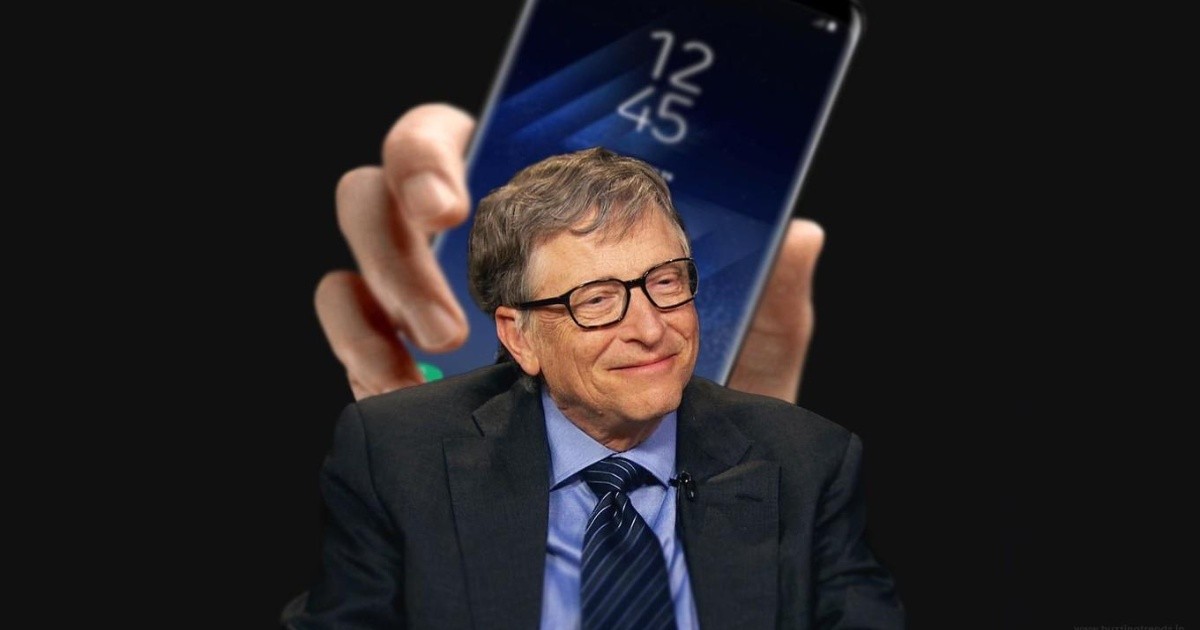 THIS is the new cell phone that Bill Gates will now use for work