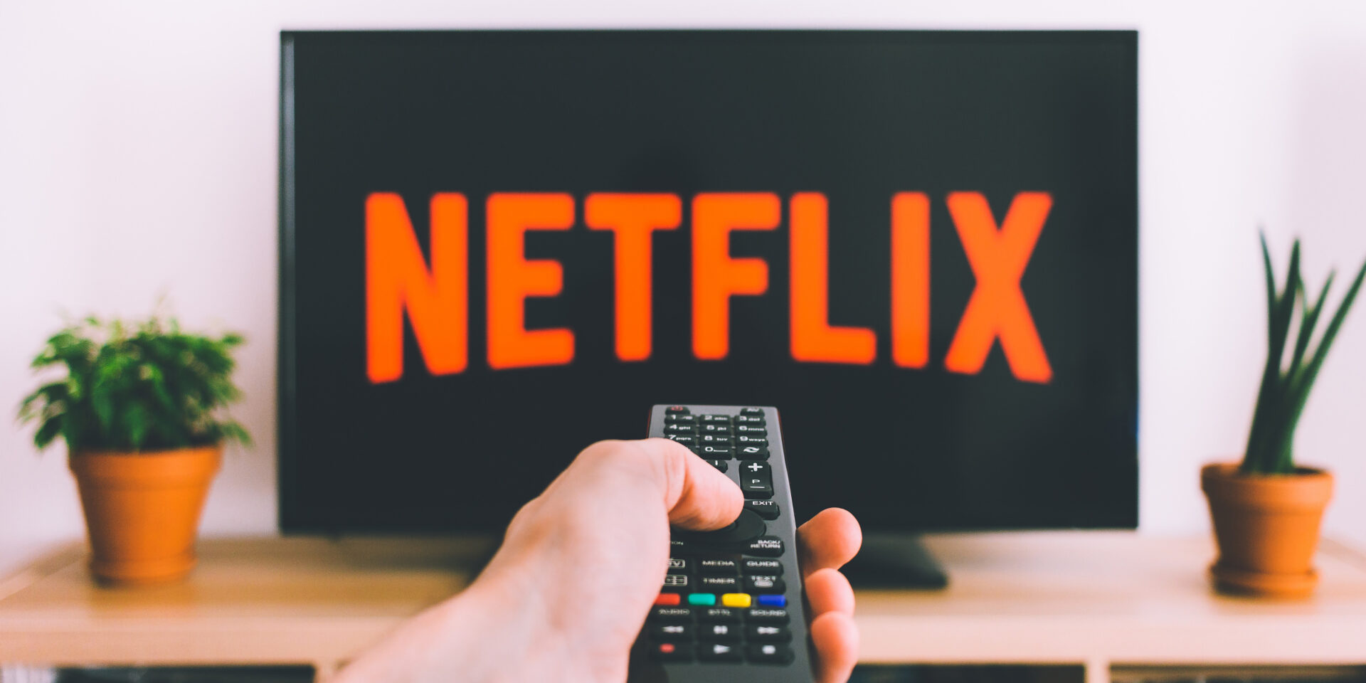 quais séries da Netflix vão acabar em 2023