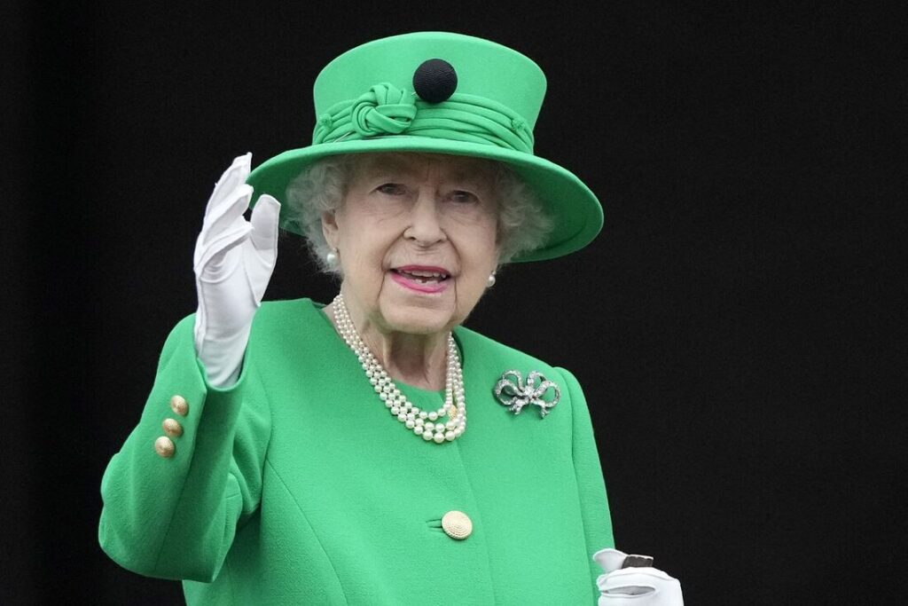 FBI revela antigo plano do IRA para matar Rainha Elizabeth II