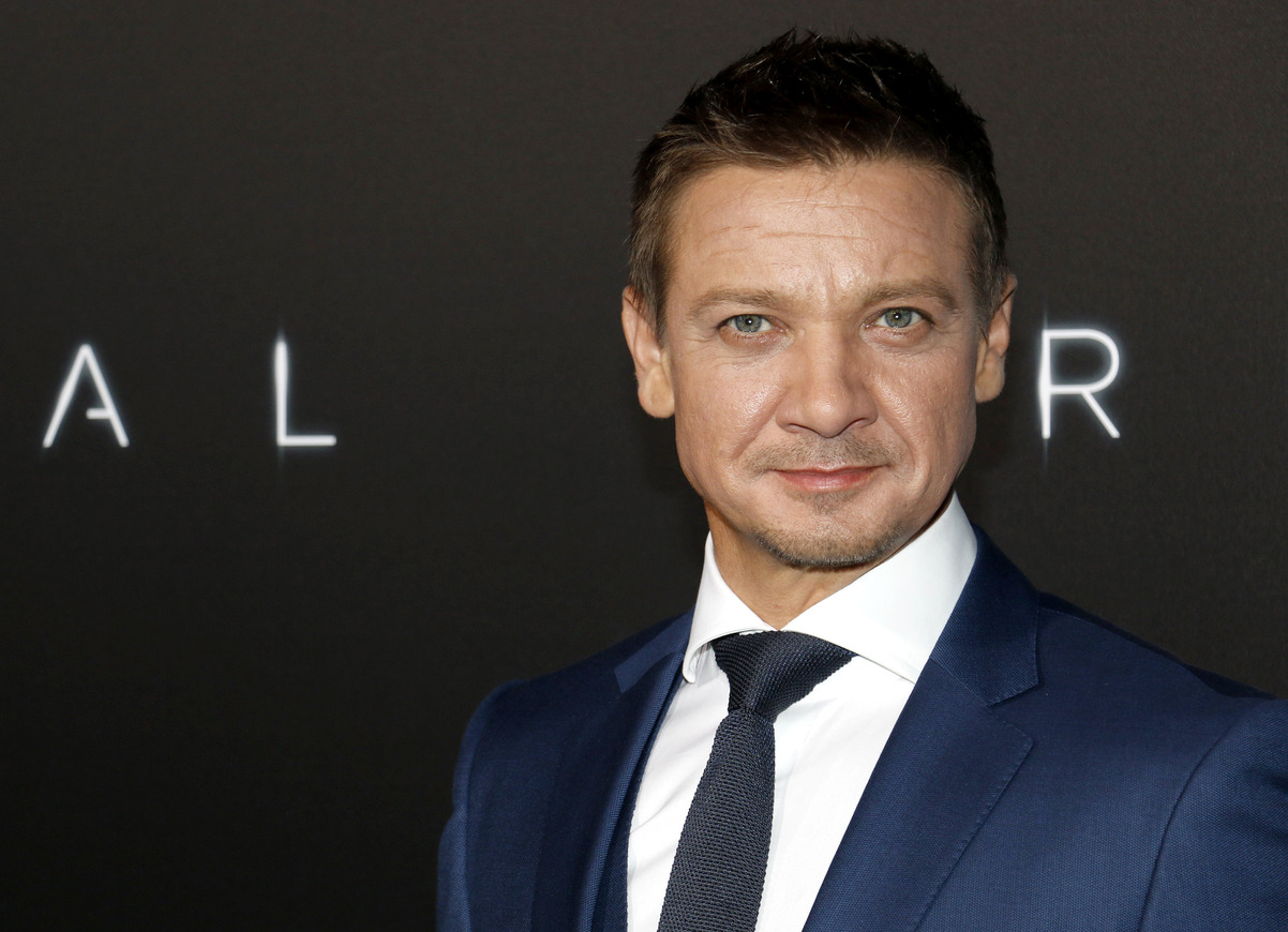 Jeremy Renner sofreu grave acidente no começo de 2023