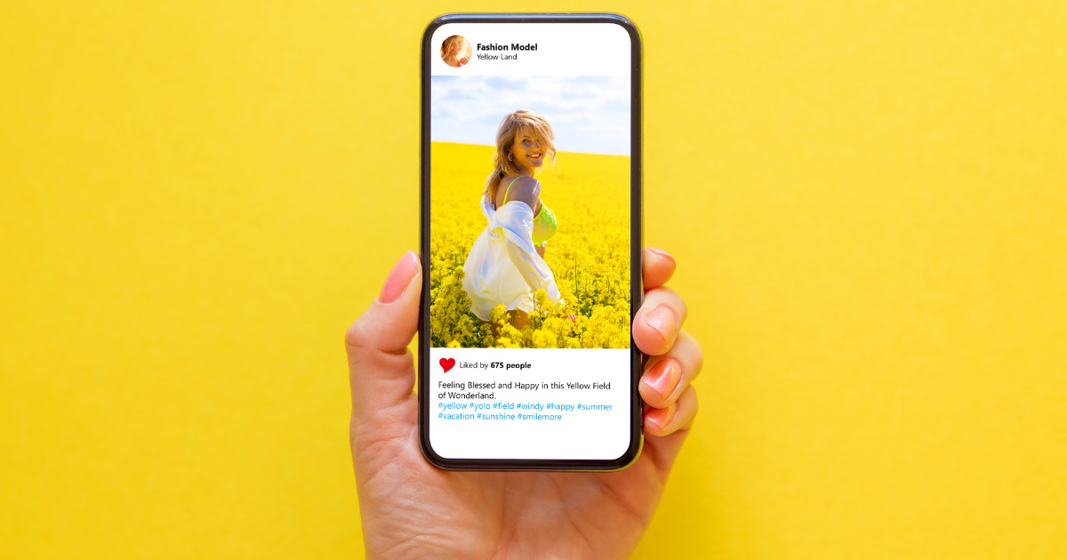 Feed do Instagram: nova atualização permite salvar fotos com amigos