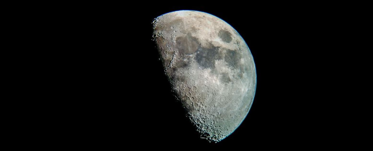 Estudo mostra o que realmente há no interior da Lua