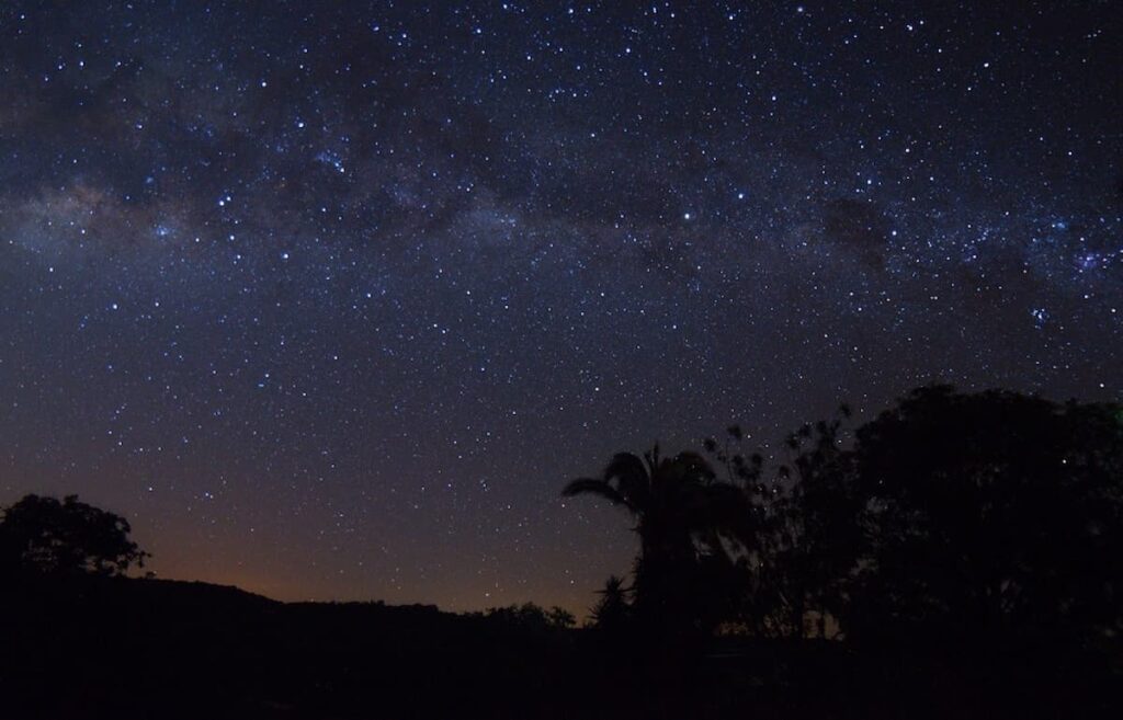 Como as lâmpadas LED podem acabar com as estrelas do céu